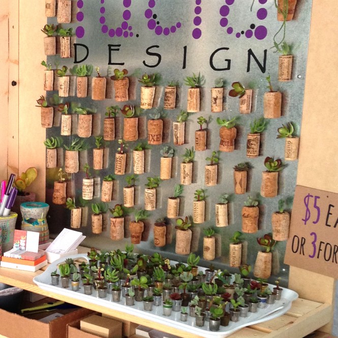 Thimble and Cork Display : LucidDesign